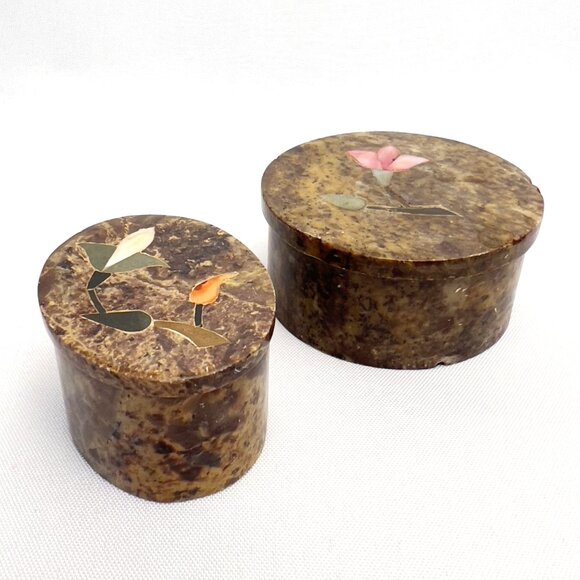 Soapstone Handcrafted Vintage Trinket Boxes Oval & Round Set Floral Inlay India - Picture 3 of 12